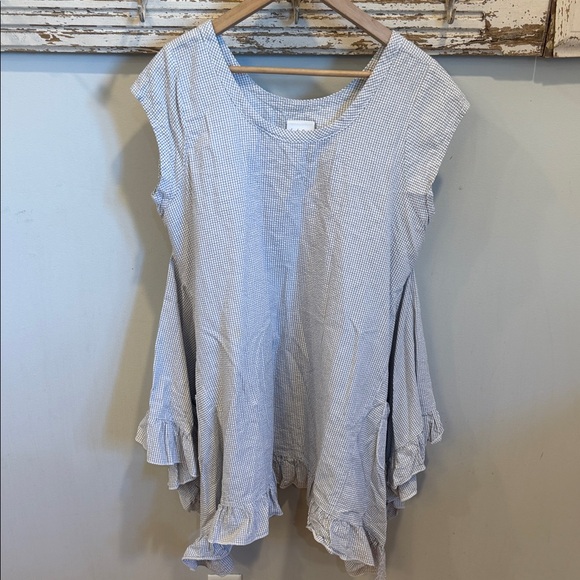 Heart'S Desire Tops - Heart’s‎ Desire Butterfly Top/Dress Size Medium